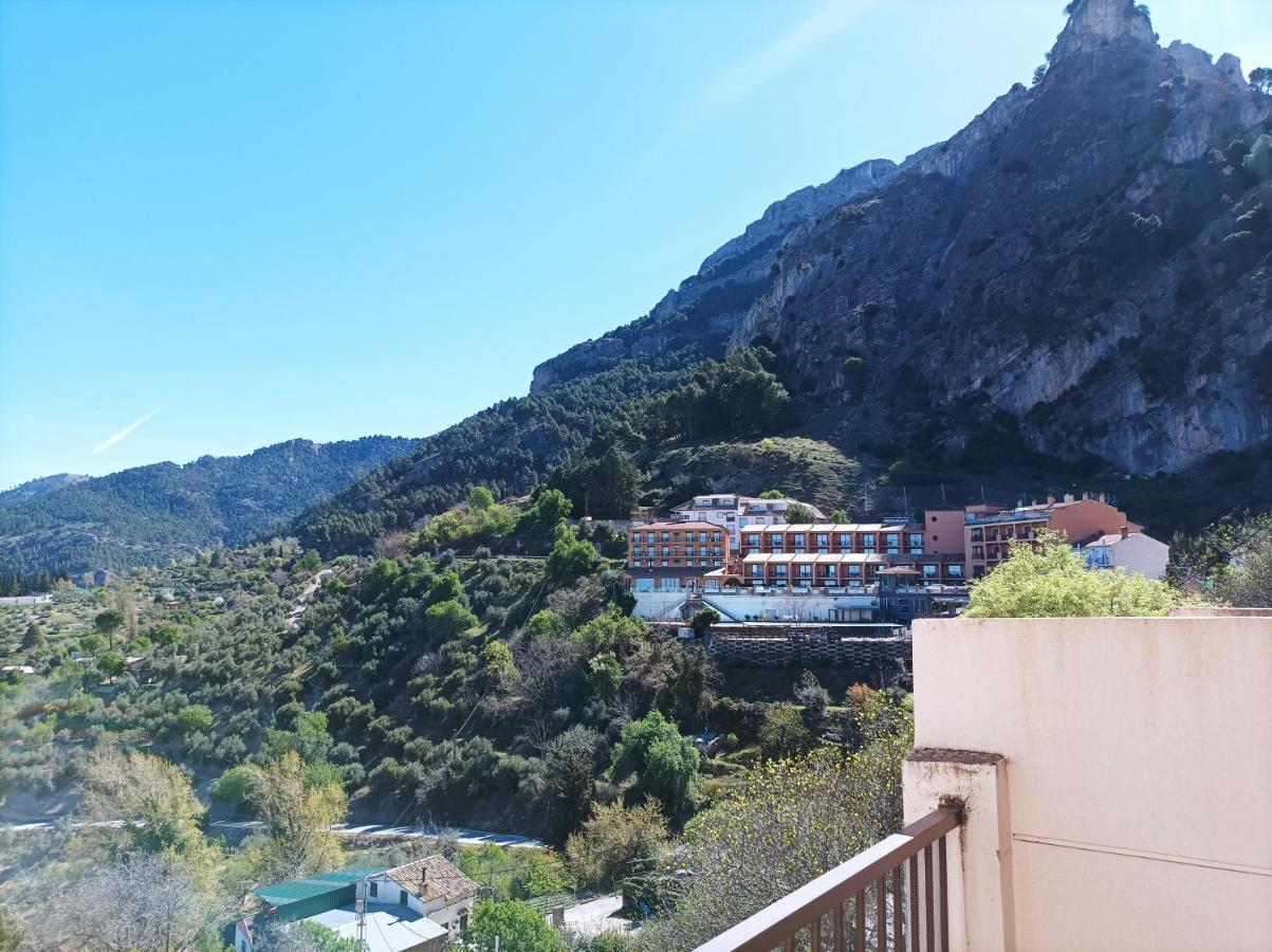 Pena Del Castillo La Iruela Exterior foto